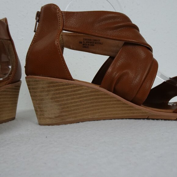 Euro Soft by Sofft Wedge Sandals Women's Size 9M Brown Zip Back Strappy Comfort - Picture 9 of 14